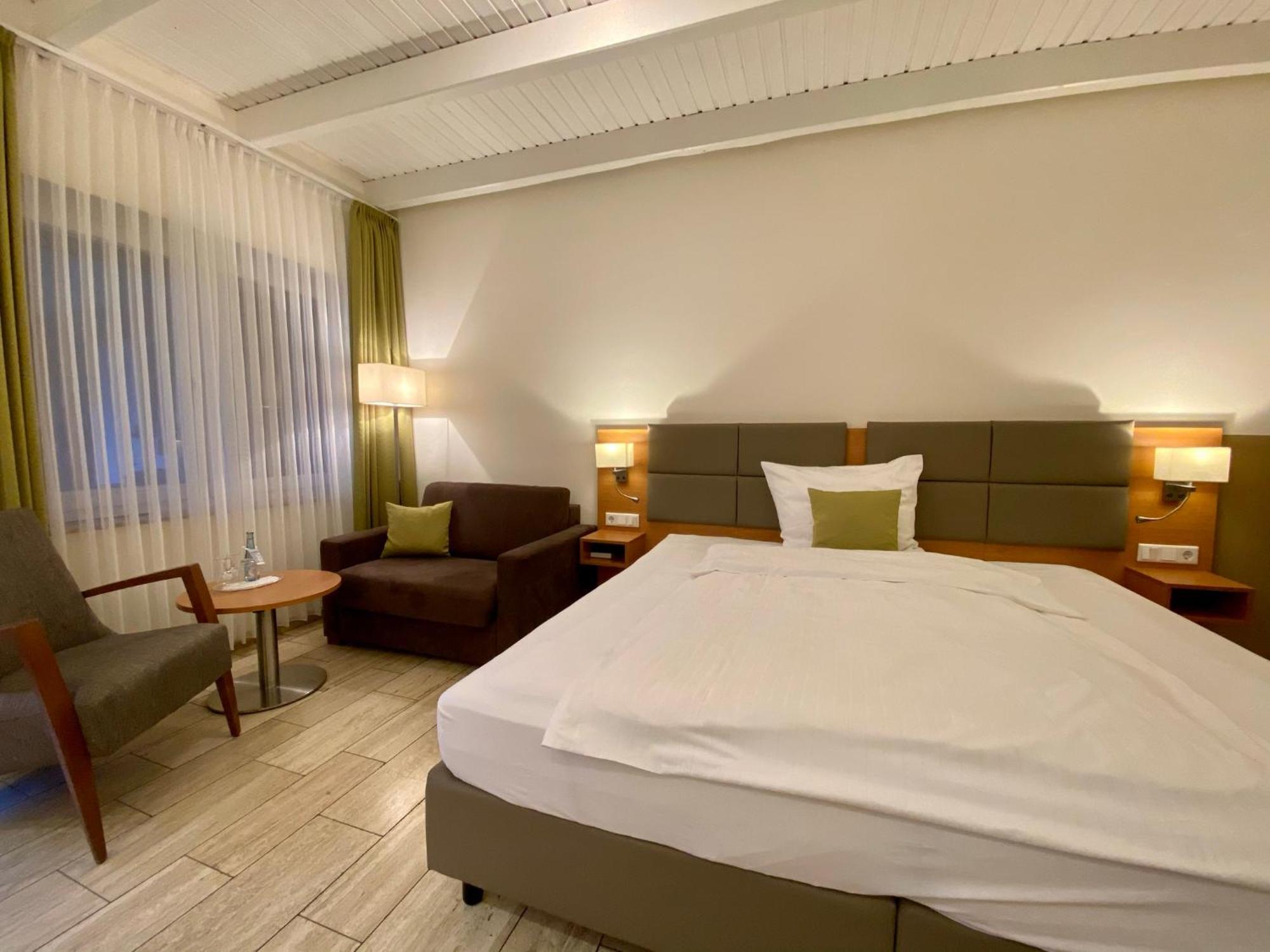 Waldhotel Zum Bergsee Damme Room photo