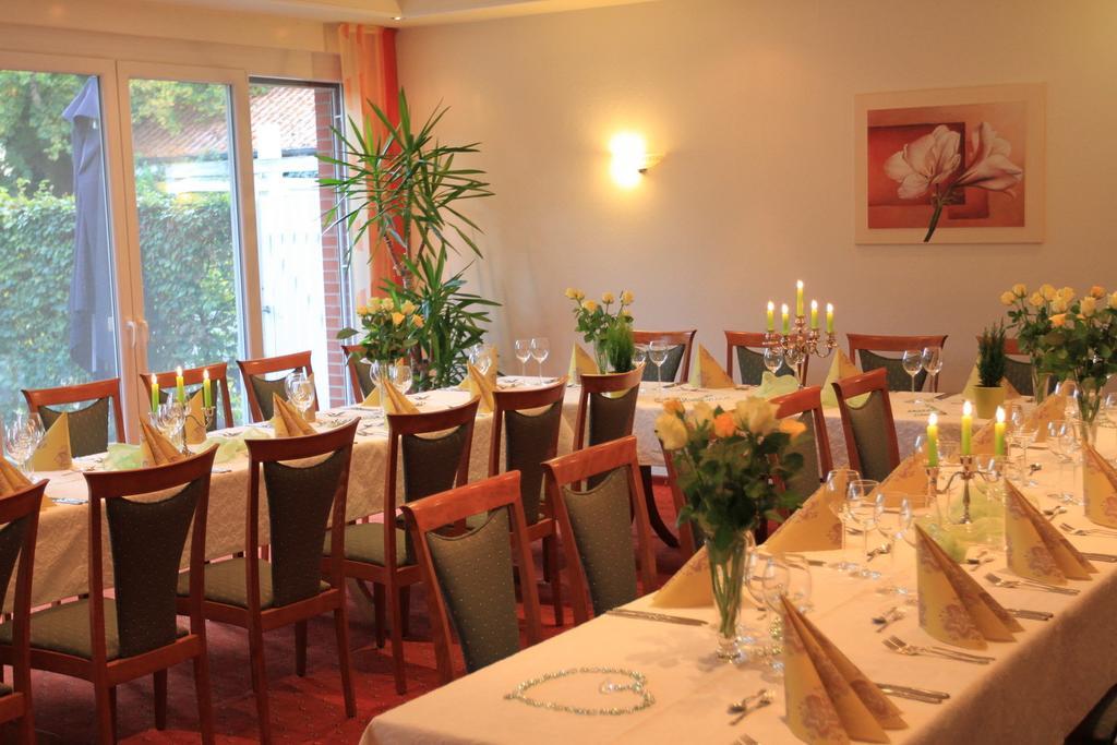 Waldhotel Zum Bergsee Damme Exterior photo