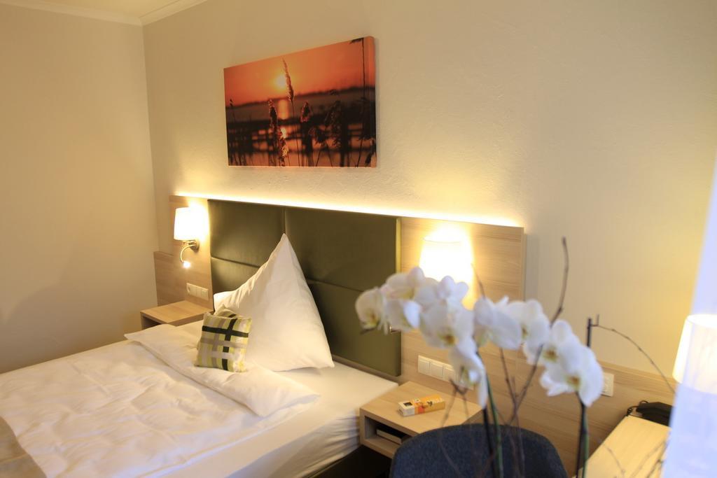 Waldhotel Zum Bergsee Damme Room photo
